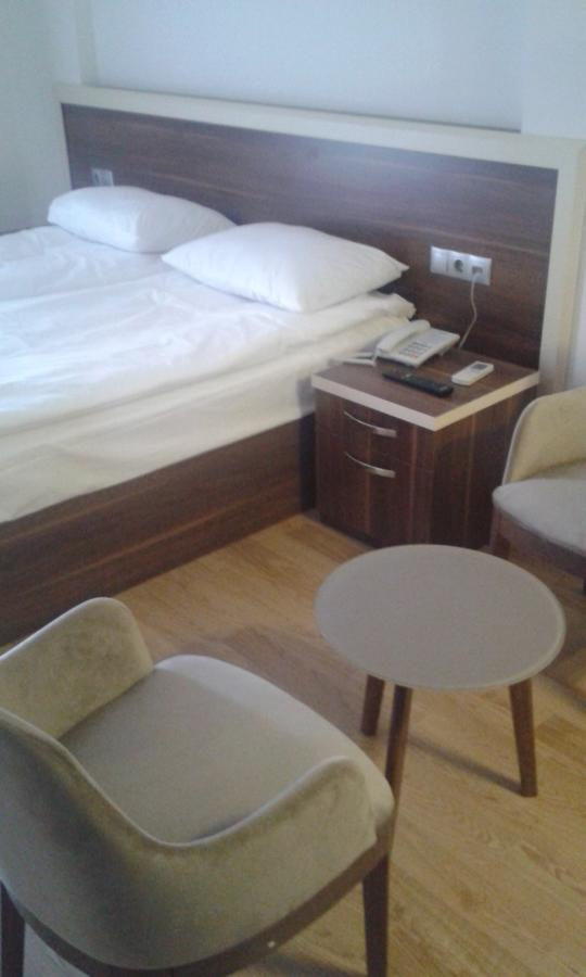 Merkez Otel Σμύρνη Εξωτερικό φωτογραφία