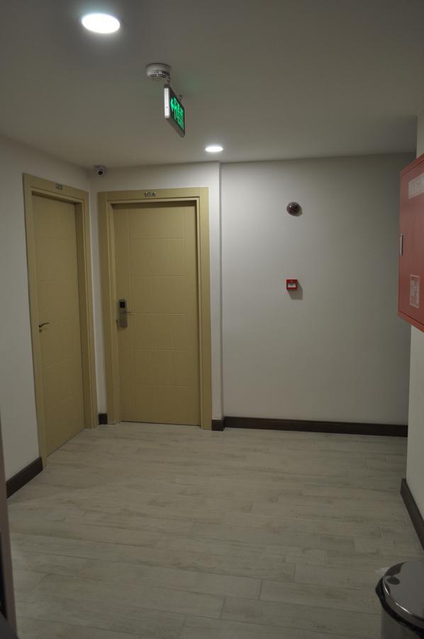 Merkez Otel Σμύρνη Εξωτερικό φωτογραφία